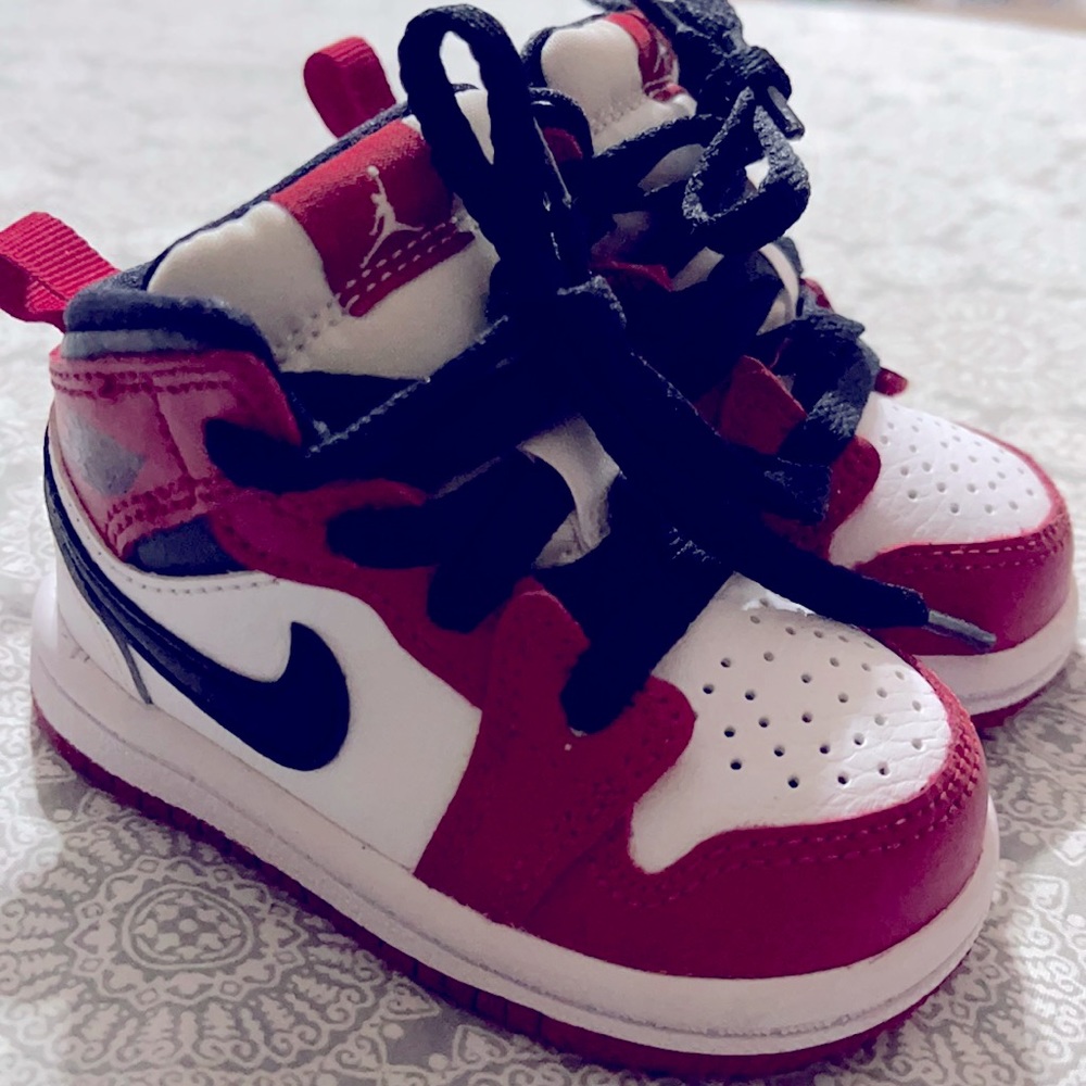 AJ1 INFANT 3C